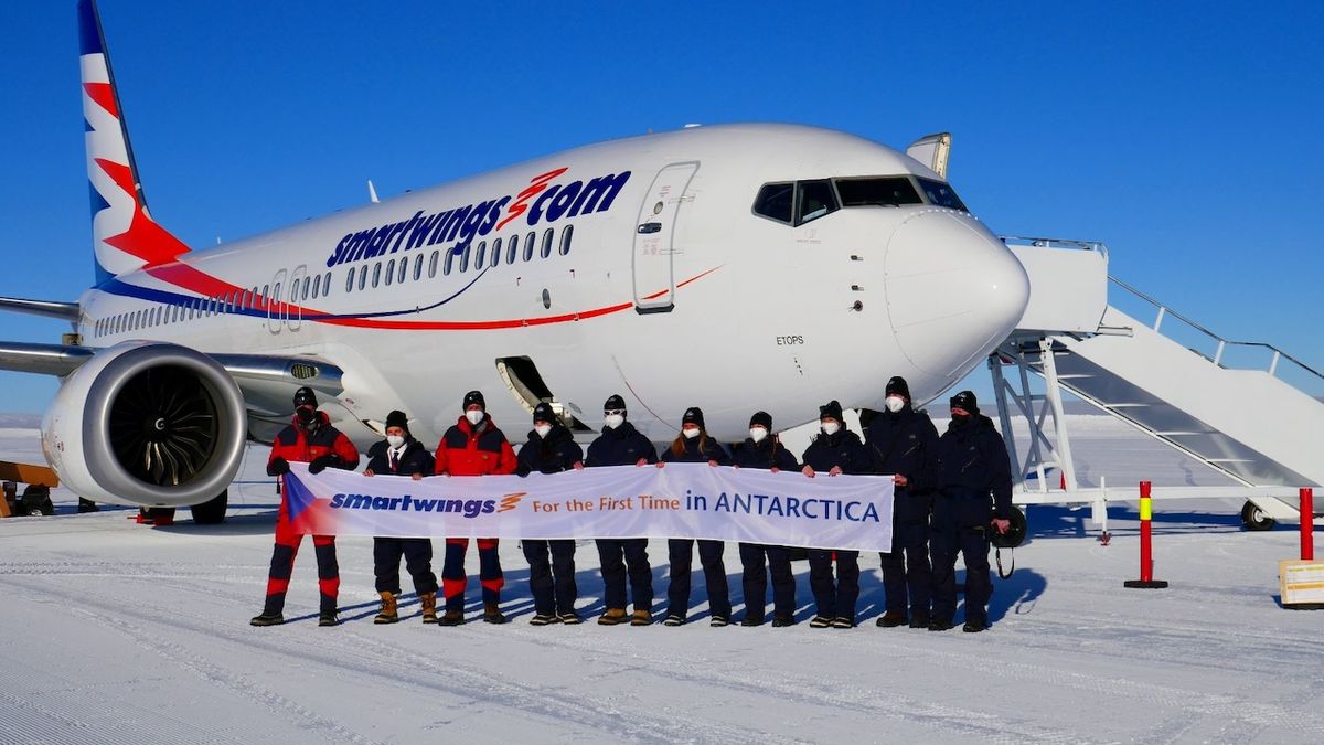 Smartwings jako první přistály v Antarktidě s Boeingem 737 MAX